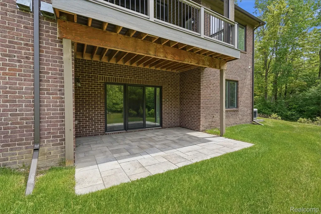 11701 Tuscany Court Plymouth Charter Township MI 48170