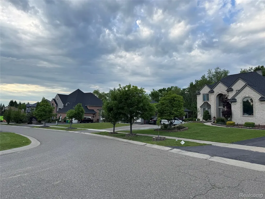 0000 Apple Blossom Trail West Bloomfield Charter Township MI 48322