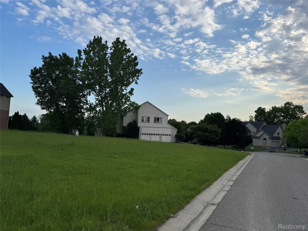 0000 Apple Blossom Trail West Bloomfield Charter Township MI 48322