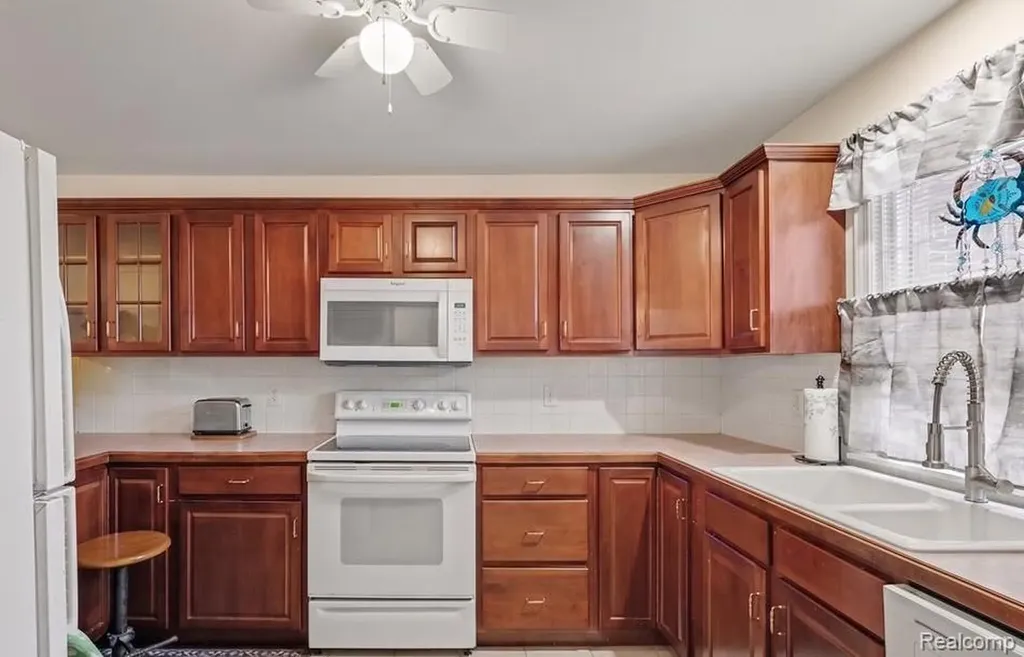 2053 Golfcrest Drive Davison Township MI 48423