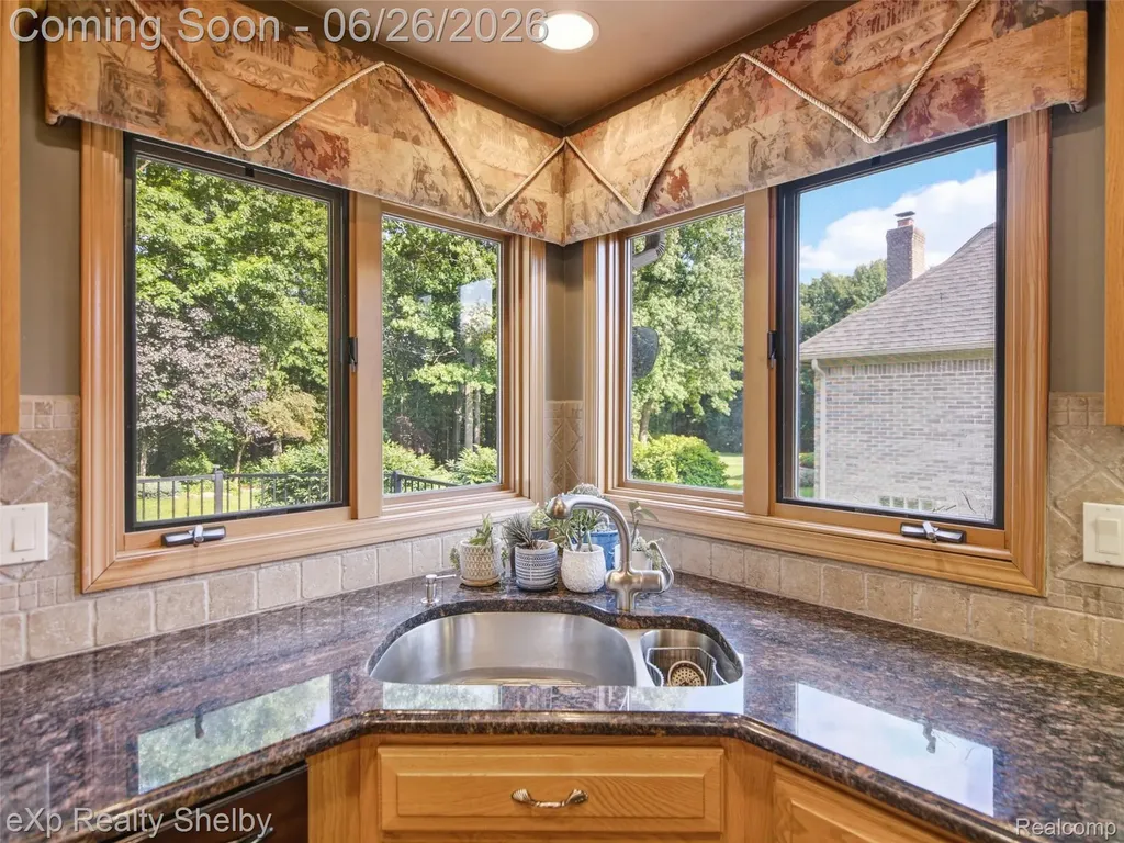 56432 Cromwell Court Shelby Charter Township MI 48316