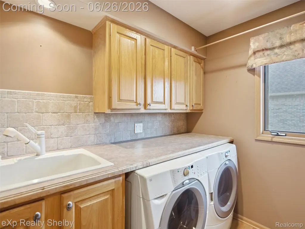 56432 Cromwell Court Shelby Charter Township MI 48316