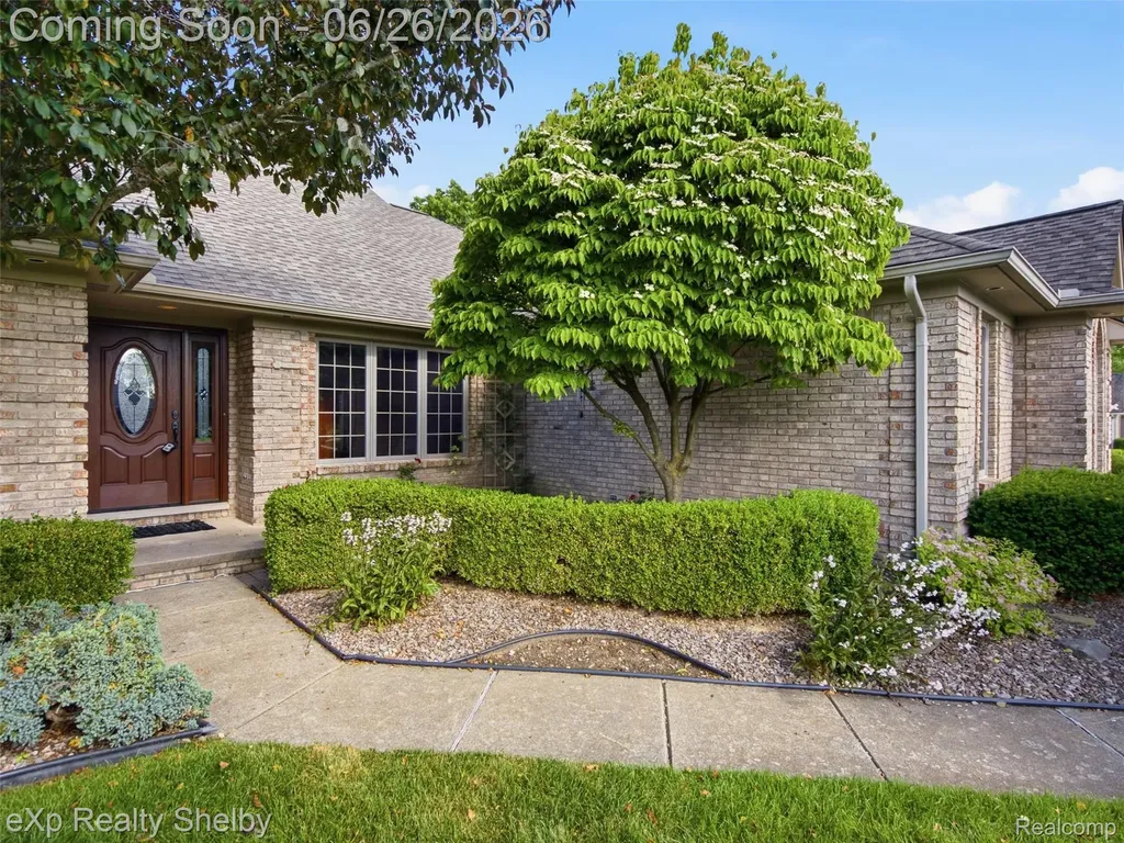 56432 Cromwell Court Shelby Charter Township MI 48316