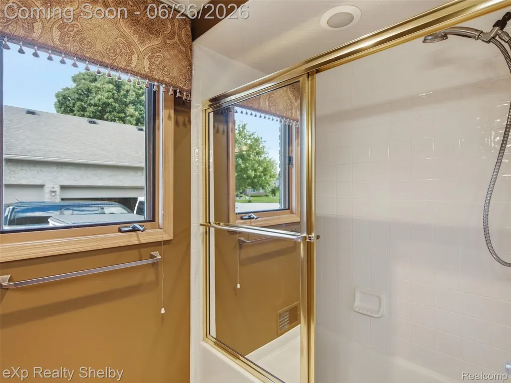 56432 Cromwell Court Shelby Charter Township MI 48316