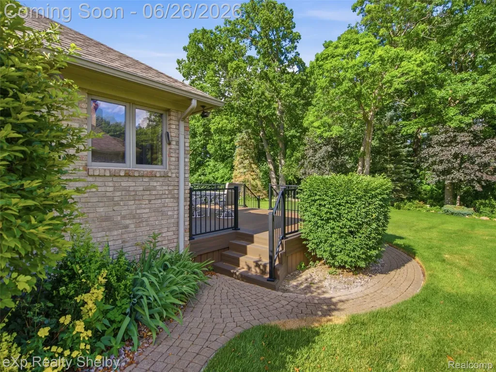 56432 Cromwell Court Shelby Charter Township MI 48316