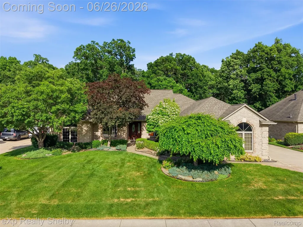 56432 Cromwell Court Shelby Charter Township MI 48316