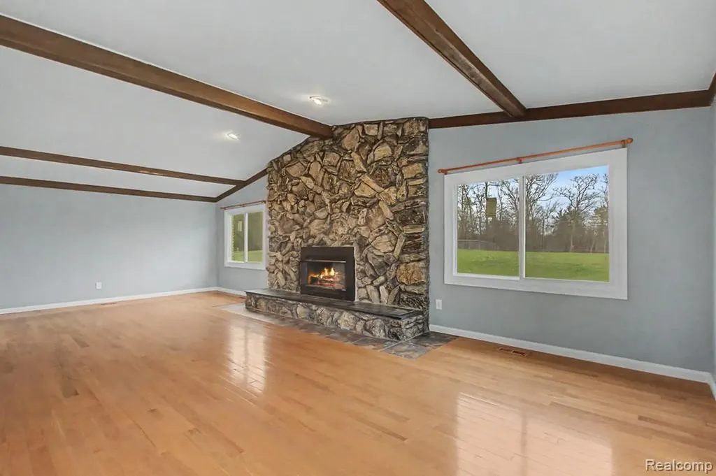 5394 Pond Bluff Drive West Bloomfield Charter Township MI 48323