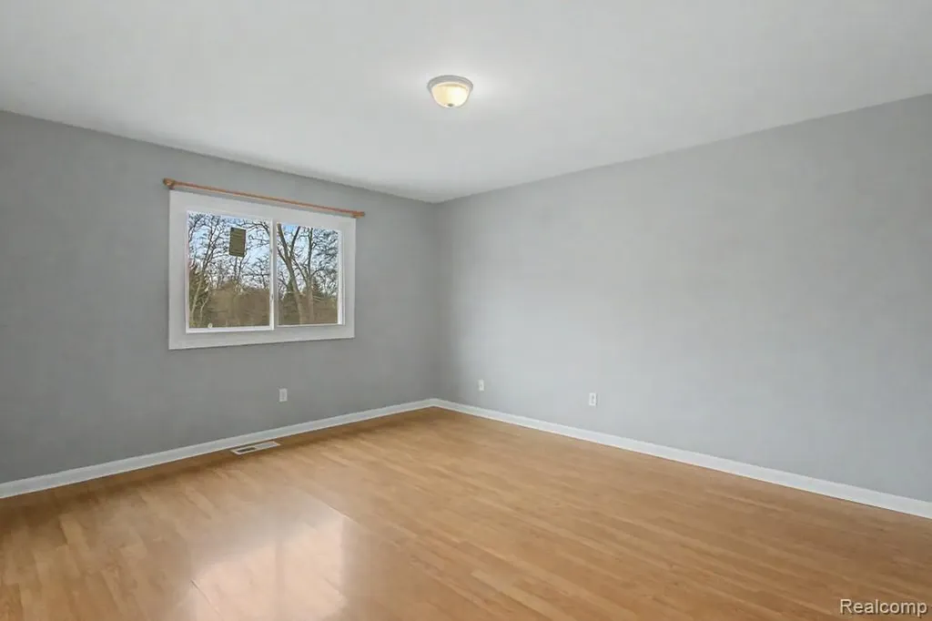 5394 Pond Bluff Drive West Bloomfield Charter Township MI 48323