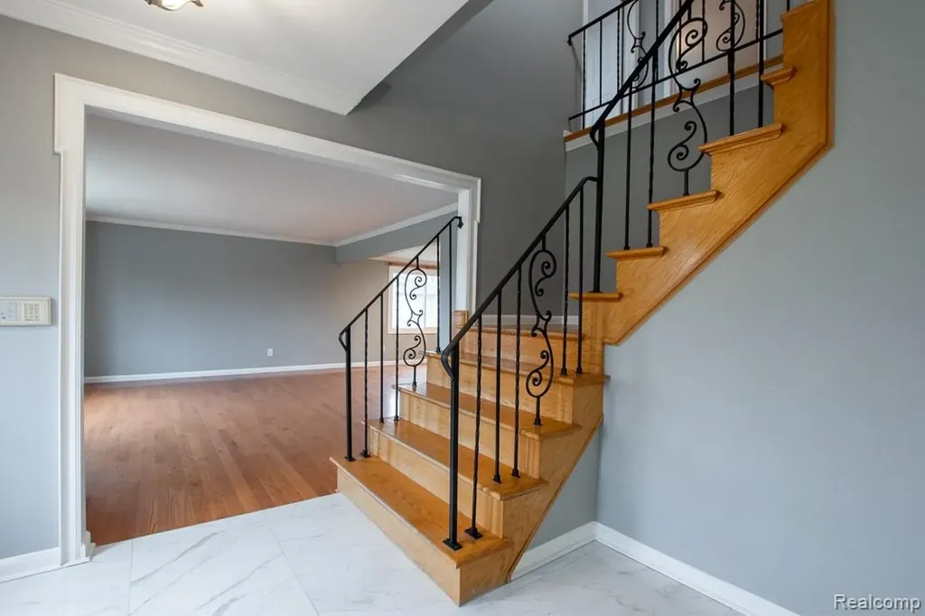 5394 Pond Bluff Drive West Bloomfield Charter Township MI 48323