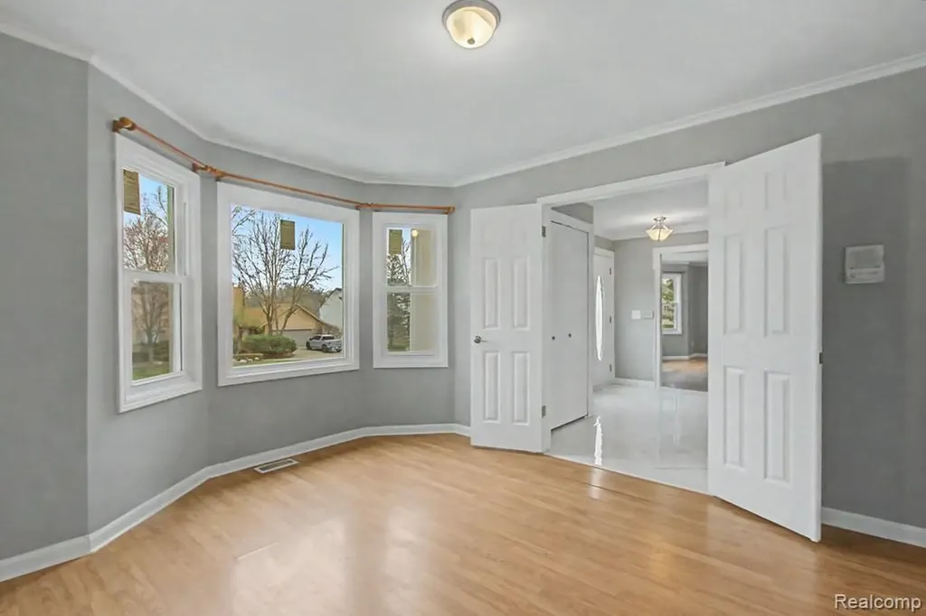 5394 Pond Bluff Drive West Bloomfield Charter Township MI 48323