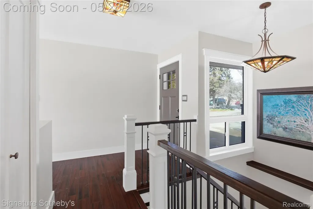 2497 W Walton Boulevard Waterford Charter Township MI 48329
