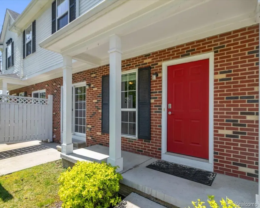 2203 Riversedge Drive Saline Township MI 48176