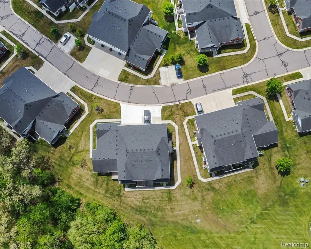 2203 Riversedge Drive Saline Township MI 48176