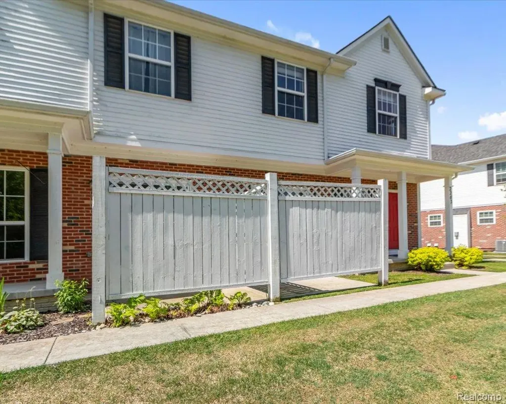 2203 Riversedge Drive Saline Township MI 48176