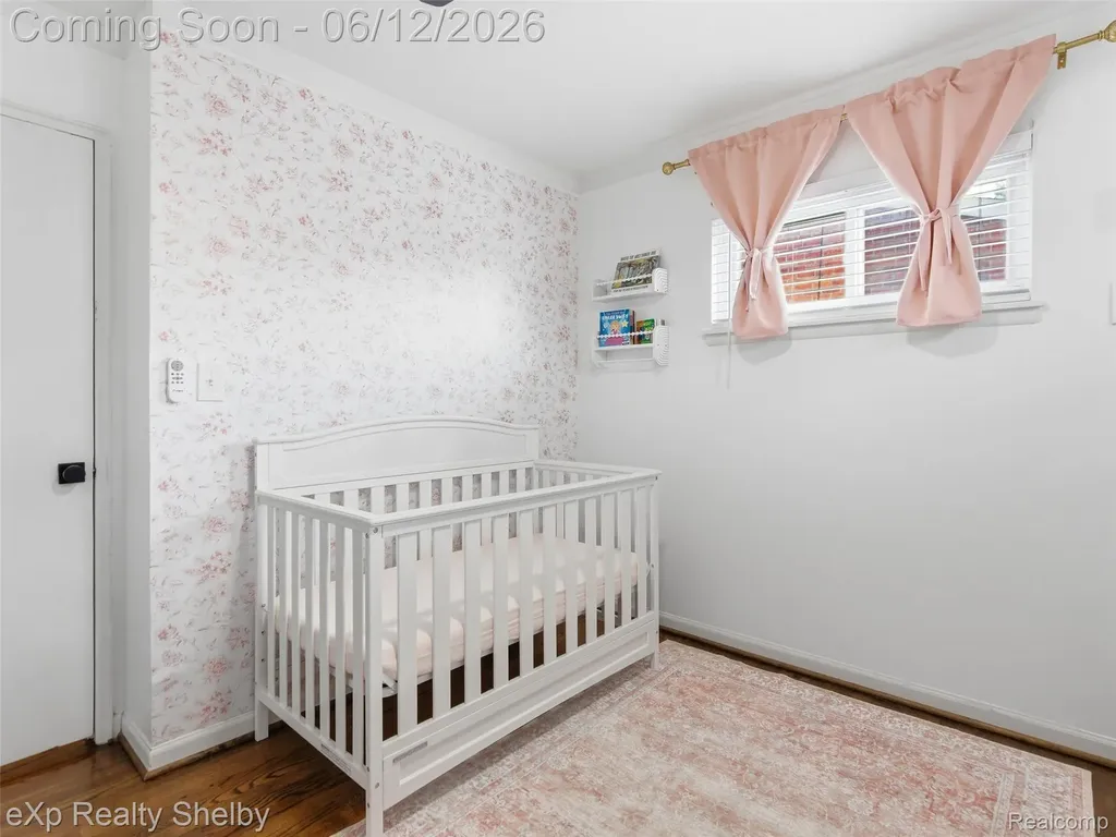 29451 Mark Avenue Madison Heights City MI 48071