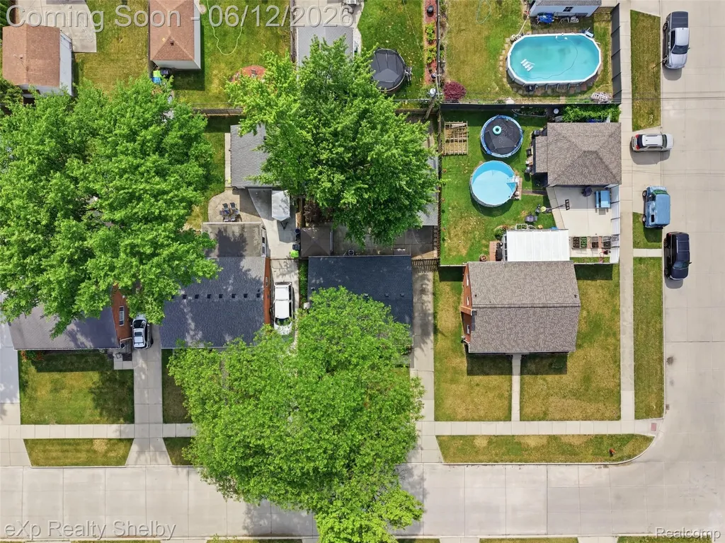 29451 Mark Avenue Madison Heights City MI 48071