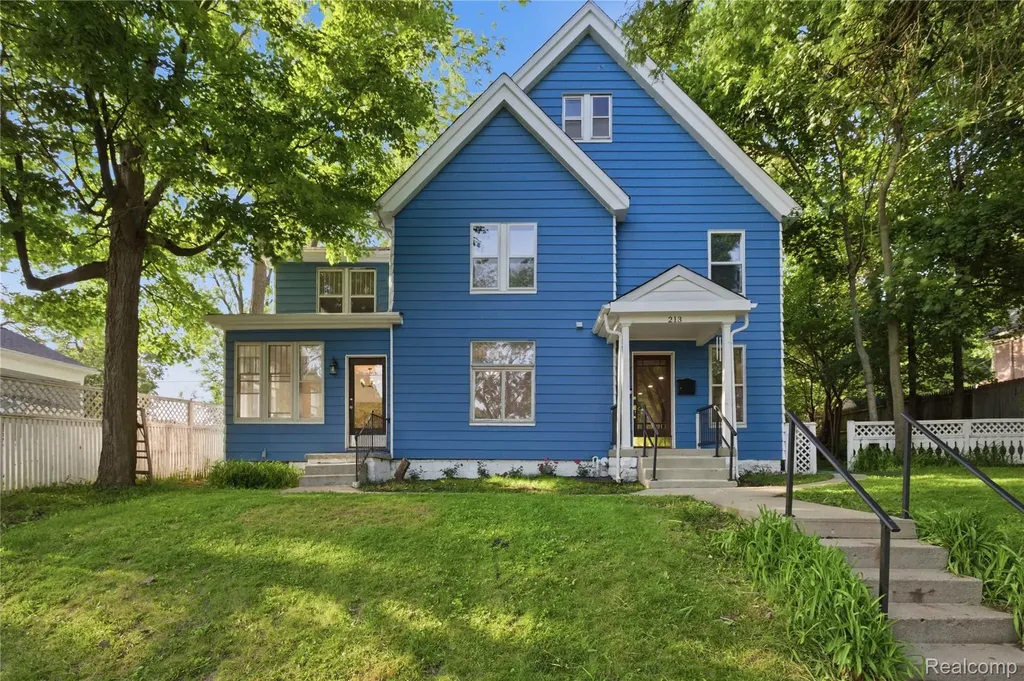 213 Maple Street Ypsilanti City MI 48198