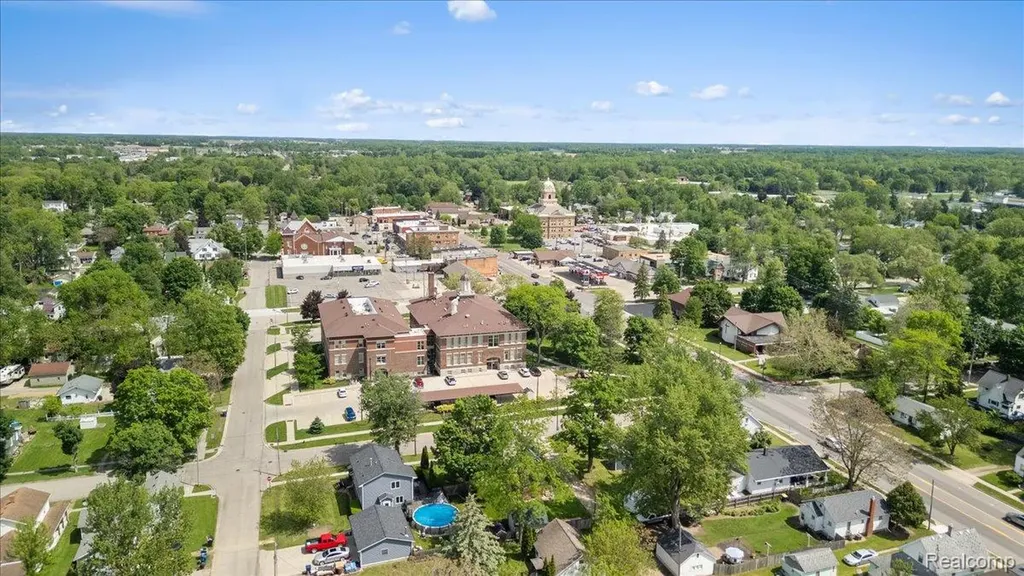 201 Lyman Street Corunna City MI 48817