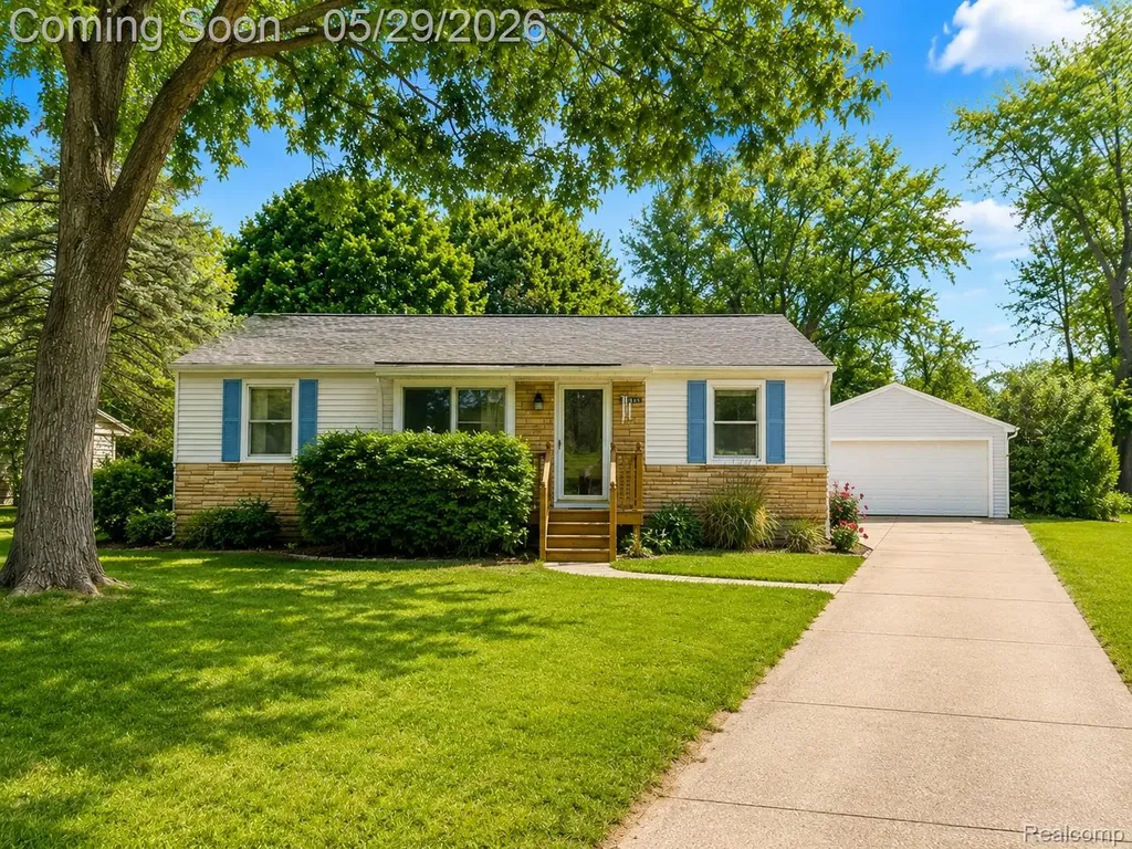 1147 Jay Street Waterford Charter Township MI 48327