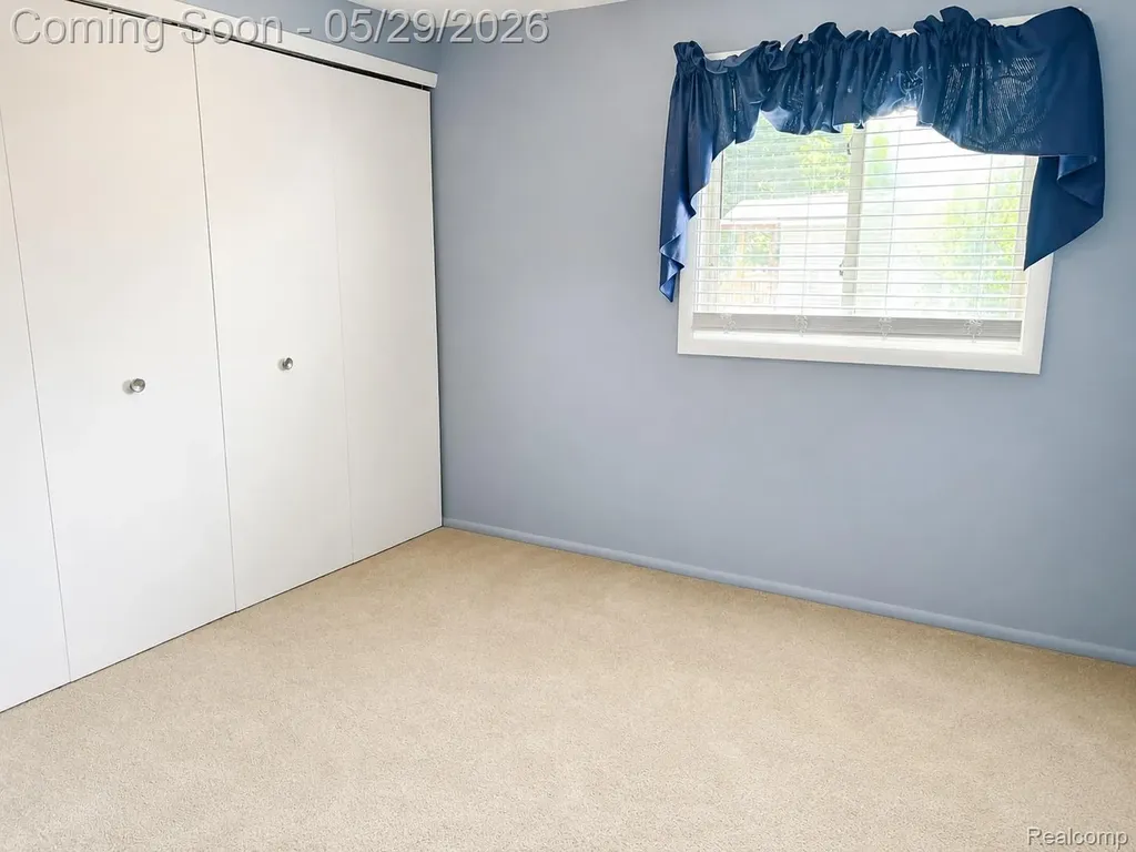1147 Jay Street Waterford Charter Township MI 48327