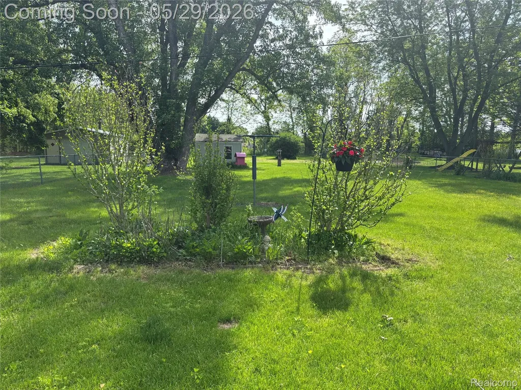1147 Jay Street Waterford Charter Township MI 48327