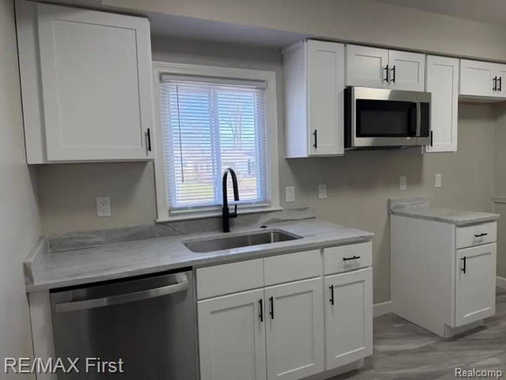 22921 Gaukler Street St. Clair Shores City MI 48080