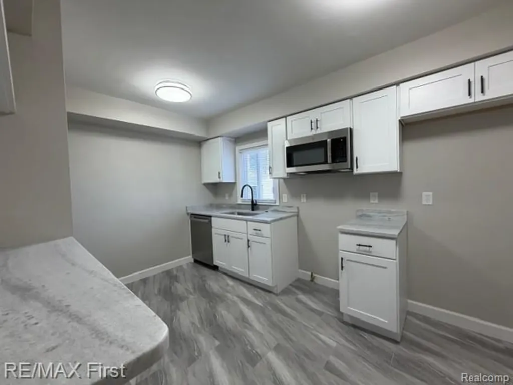 22921 Gaukler Street St. Clair Shores City MI 48080