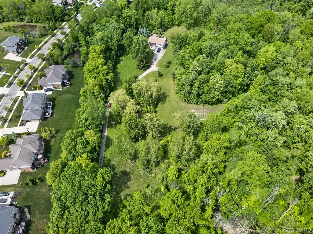 Lot 9 Mile Road Novi City MI 48374