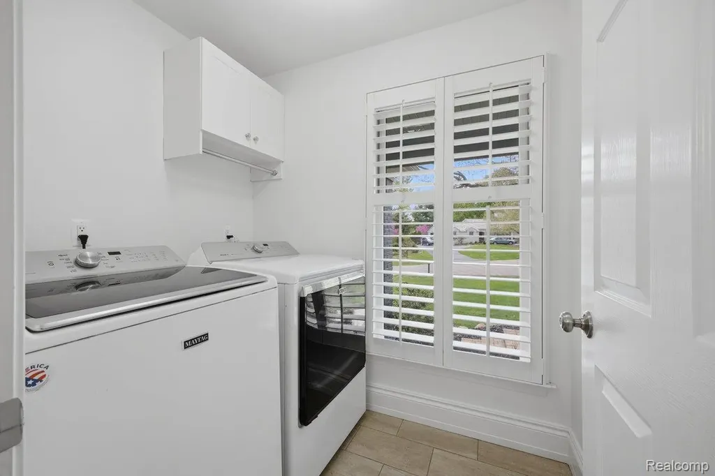26296 Franklin Court Franklin Village MI 48025