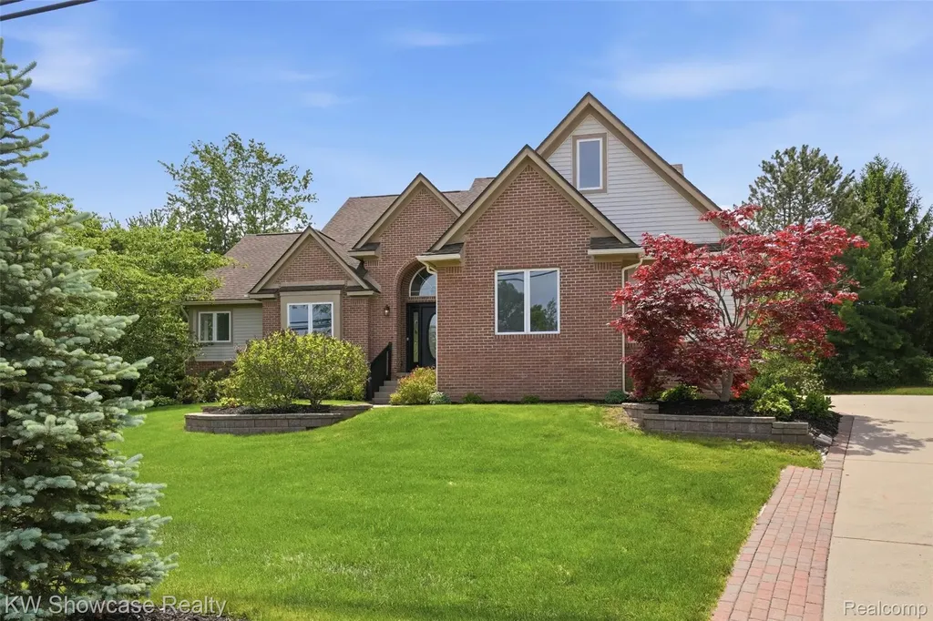 3345 E Commerce Road Commerce Charter Township MI 48382