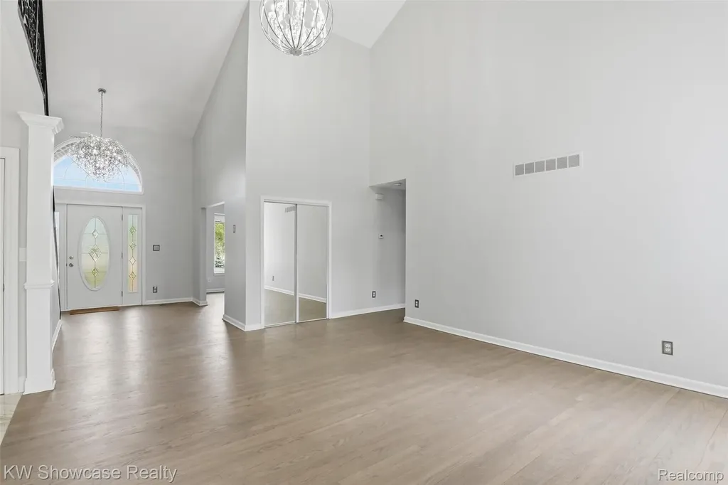 3345 E Commerce Road Commerce Charter Township MI 48382