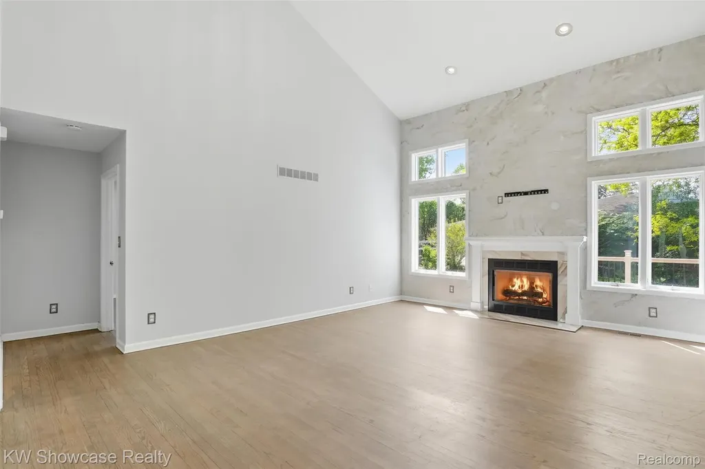 3345 E Commerce Road Commerce Charter Township MI 48382