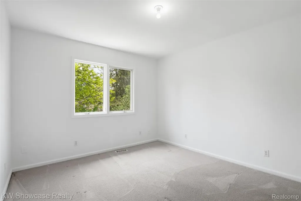 3345 E Commerce Road Commerce Charter Township MI 48382