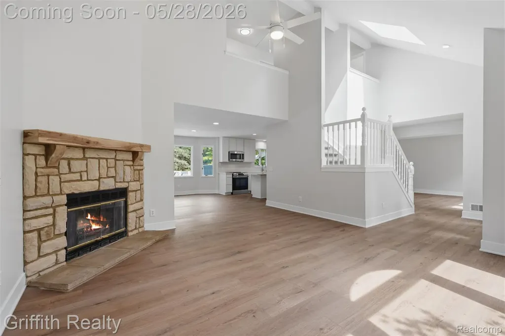 10940 Home Shore Drive Hamburg Township MI 48169