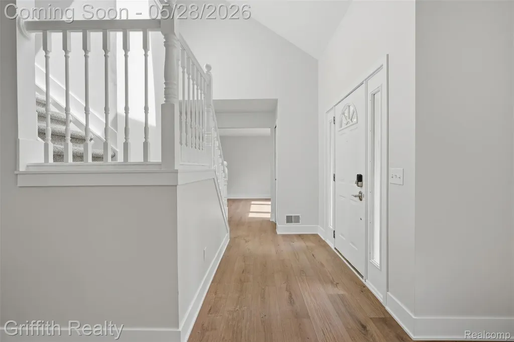10940 Home Shore Drive Hamburg Township MI 48169