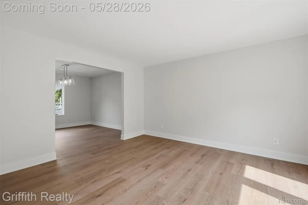 10940 Home Shore Drive Hamburg Township MI 48169