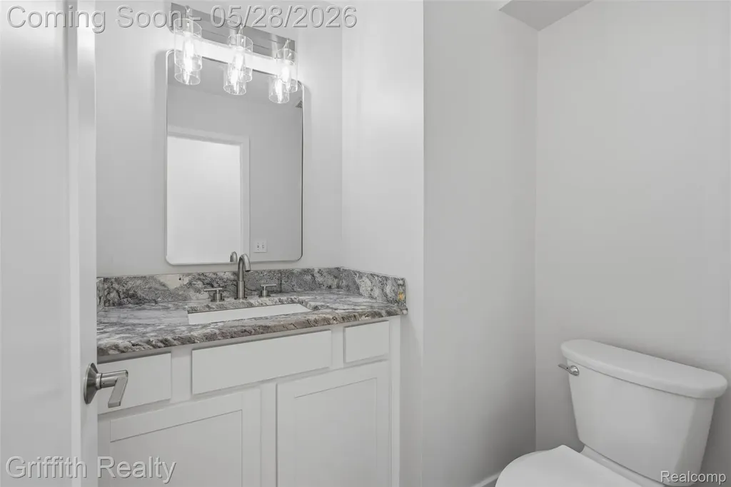 10940 Home Shore Drive Hamburg Township MI 48169