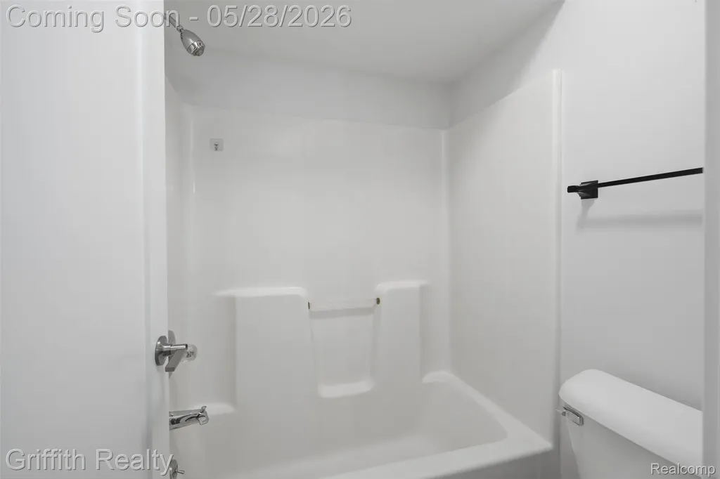 10940 Home Shore Drive Hamburg Township MI 48169