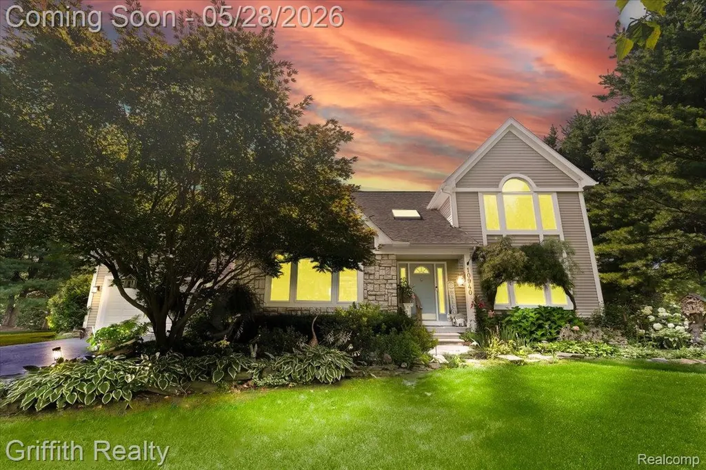 10940 Home Shore Drive Hamburg Township MI 48169