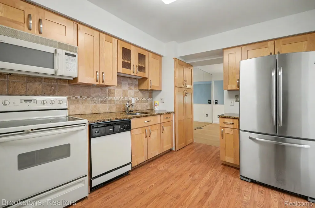 7440 Azalea Court West Bloomfield Charter Township MI 48322