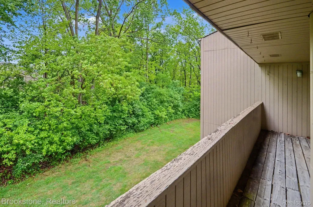 7440 Azalea Court West Bloomfield Charter Township MI 48322