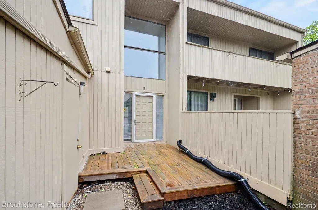 7440 Azalea Court West Bloomfield Charter Township MI 48322