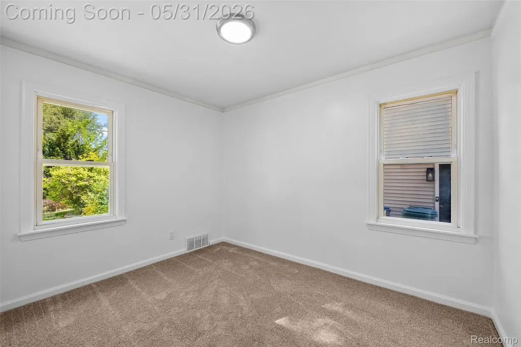 654 Ford Boulevard Lincoln Park City MI 48146