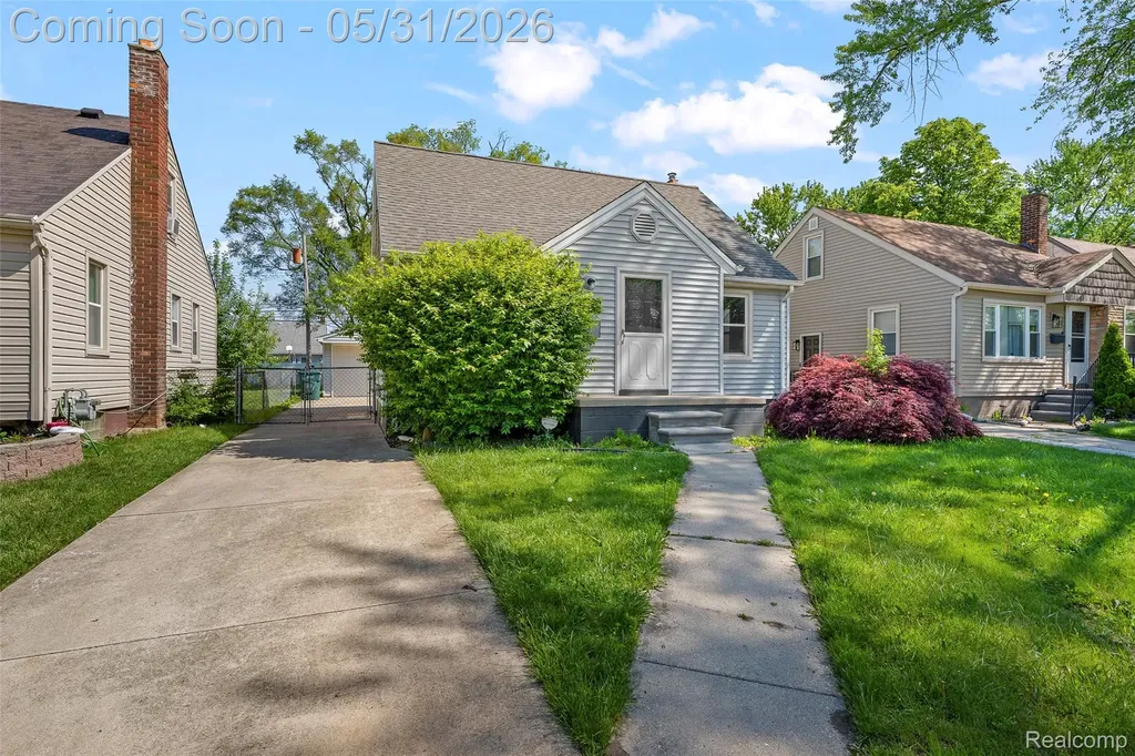 654 Ford Boulevard Lincoln Park City MI 48146