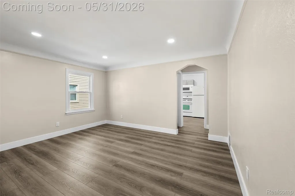 654 Ford Boulevard Lincoln Park City MI 48146