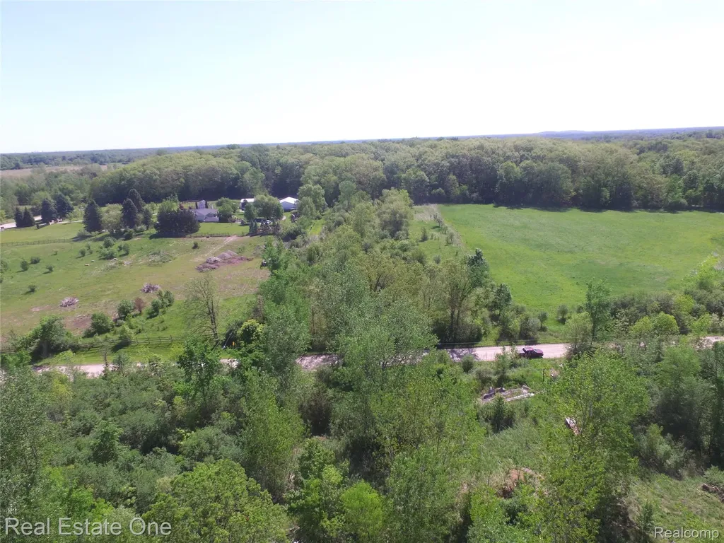 2983 N Harris Road Superior Charter Township MI 48198