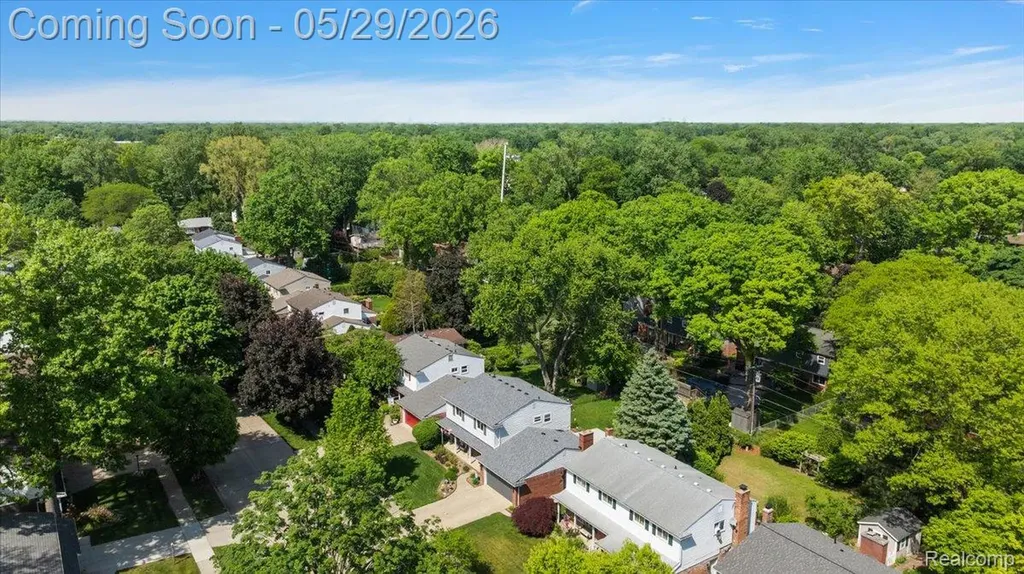 14250 Cranston Street Livonia City MI 48154