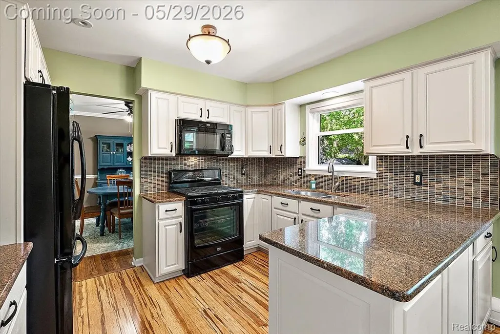 14250 Cranston Street Livonia City MI 48154