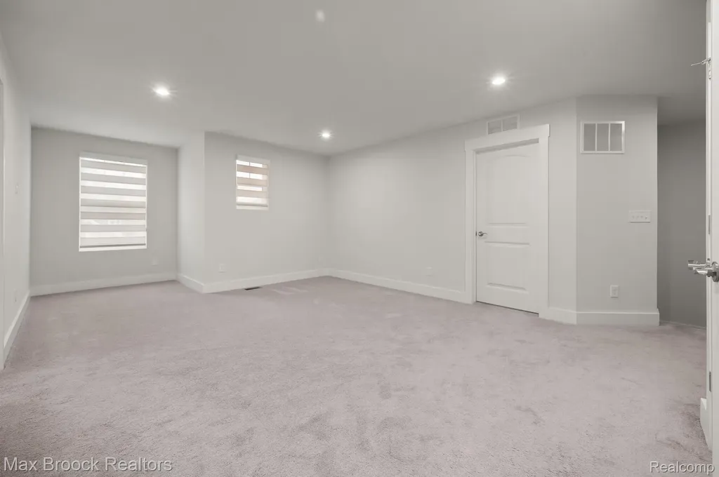2610 Ironton Drive Commerce Charter Township MI 48382