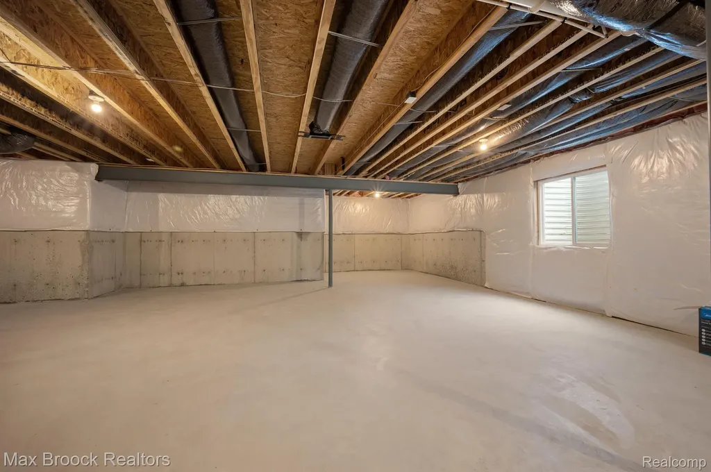 2610 Ironton Drive Commerce Charter Township MI 48382